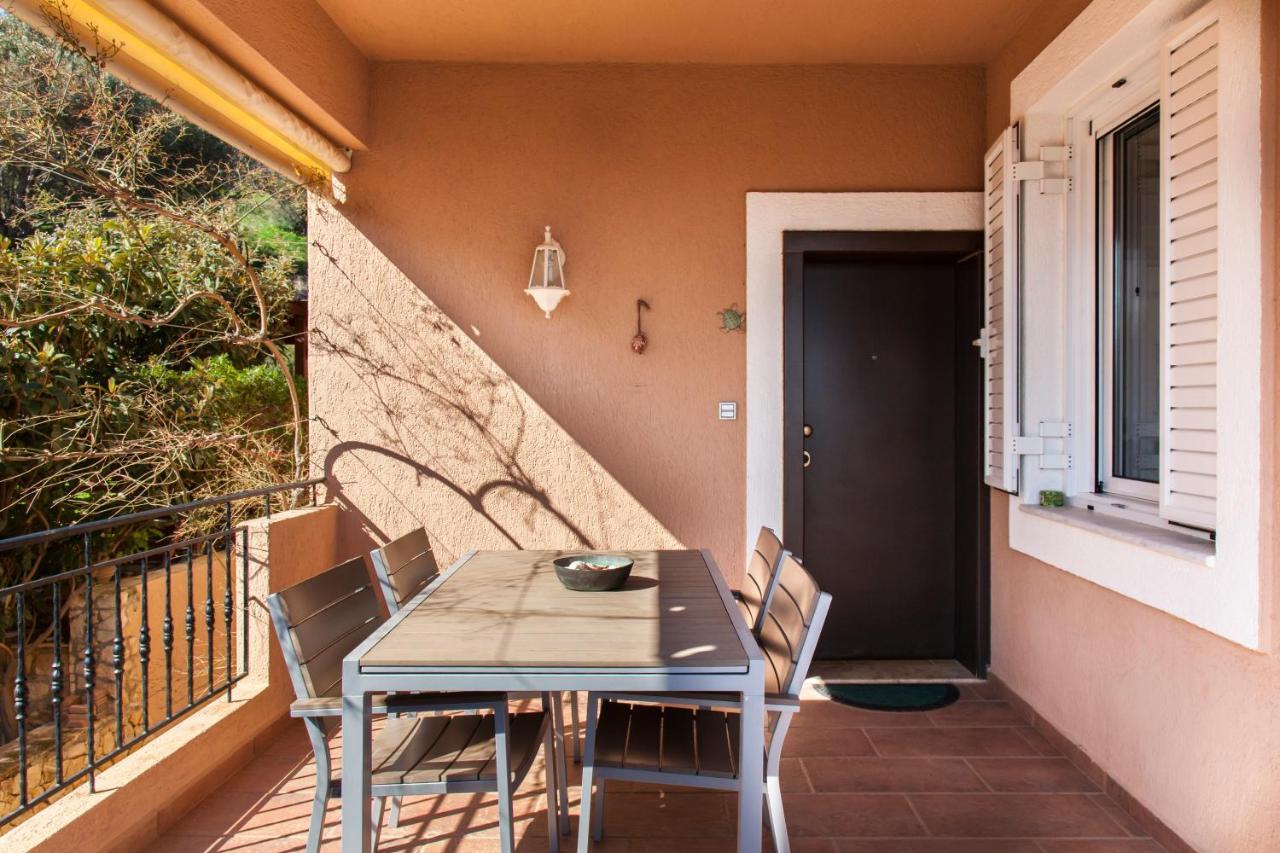 Panorama Traditional House With Private Pool Rodhiá Extérieur photo